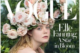 В венке из роз и платье Valentino: Эль Фэннинг в нежном образе на обложке Vogue