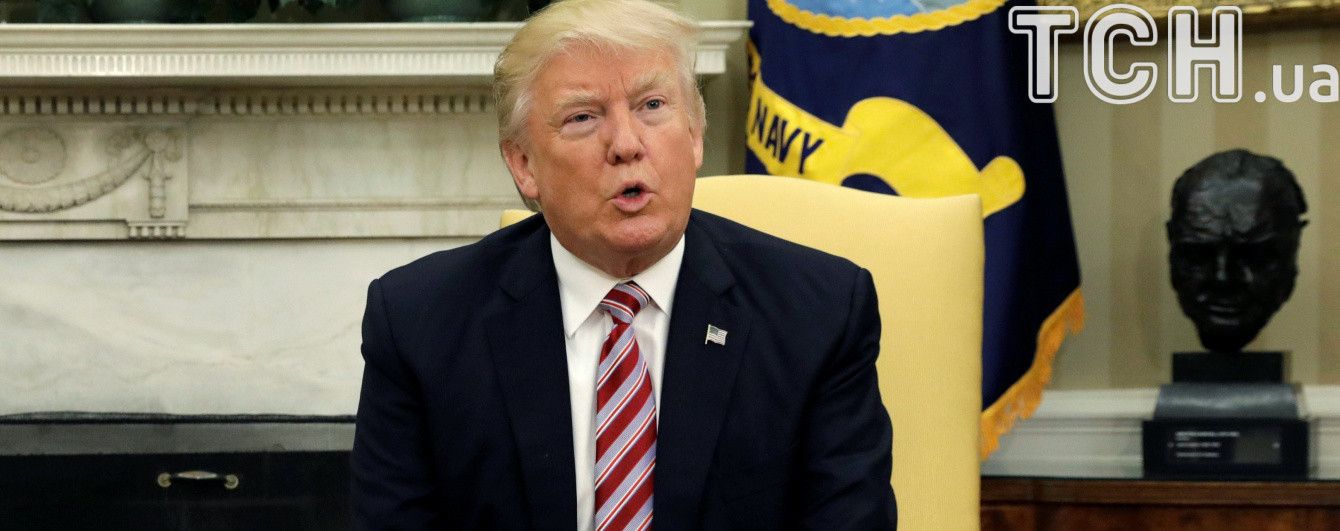 "Давайте создадим мир!": Трамп в одном твите опубликовал фото с Лавровым и Климкиным