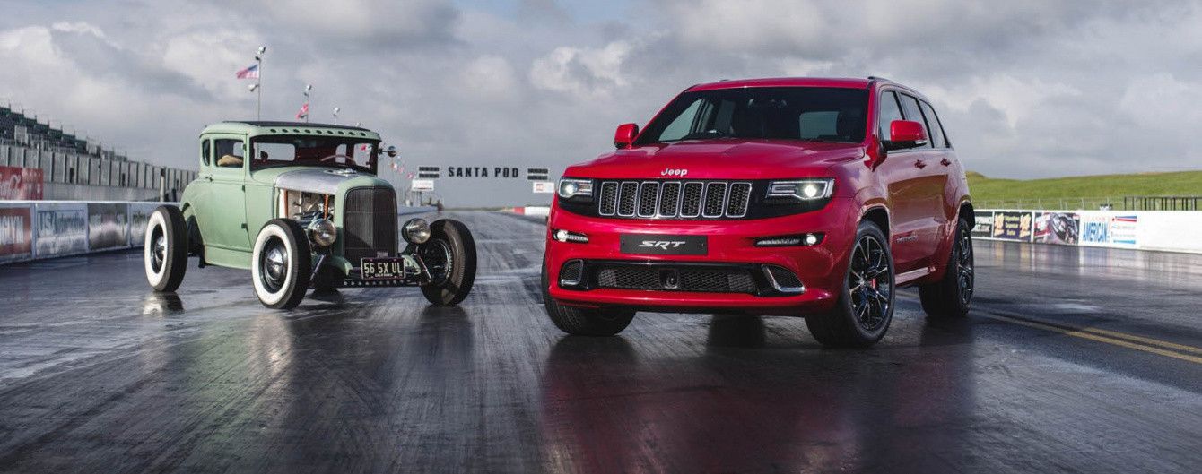 Jeep Grand Cherokee SRT сразился в дрэговой гонке с хот-родом