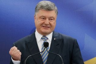 Порошенко у підсанкційній соцмережі "ВКонтакте" прокоментував заборону російських сайтів