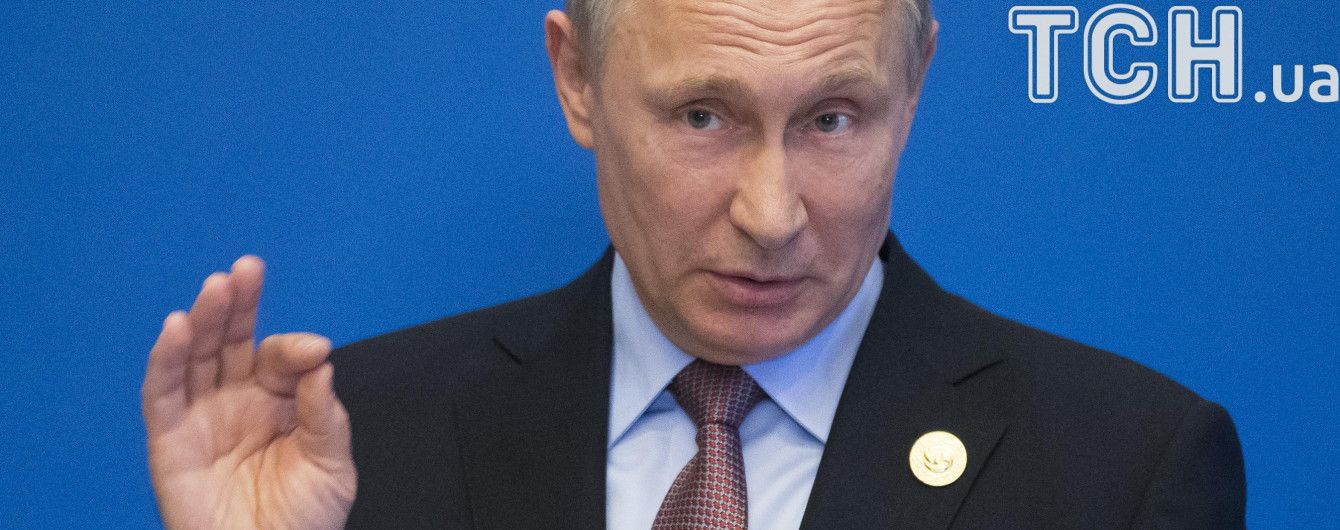 Макрон впервые поговорил с Путиным о войне в Украине