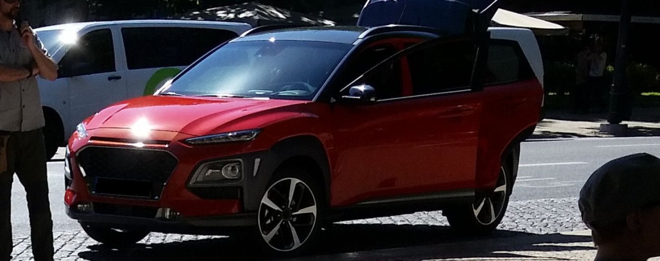 В Сети появились новые фото кроссовера Hyundai Kona