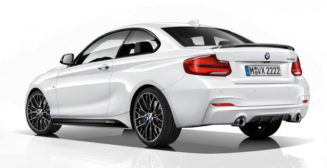 BMW M240i M Performance
