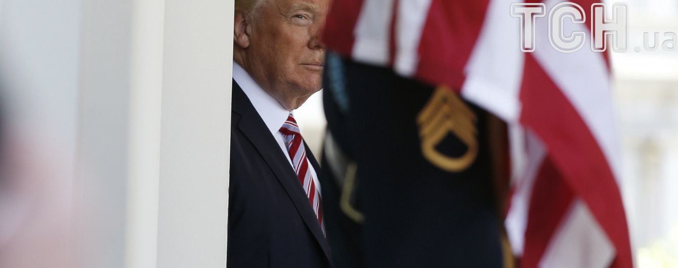 Почти 200 конгрессменов судятся с Трампа