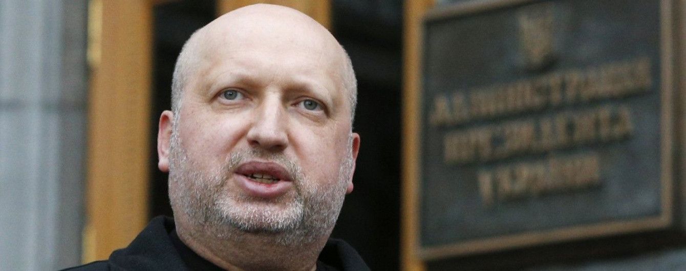 Турчинов надеется на внесение в Раду закона о деоккупации Донбасса в сентябре