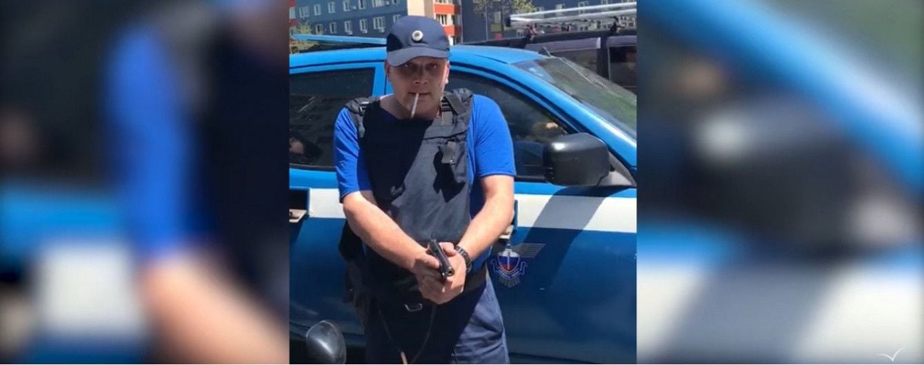 Российские спецсвязисты оружием запугивали водителя Subaru