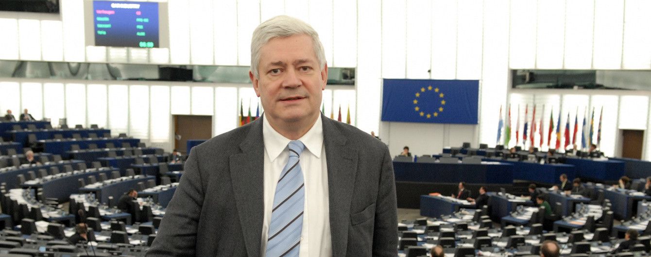 Соратник Ле Пен о безвизе для Украины: У нас была украинка, которая стала королевой Франции