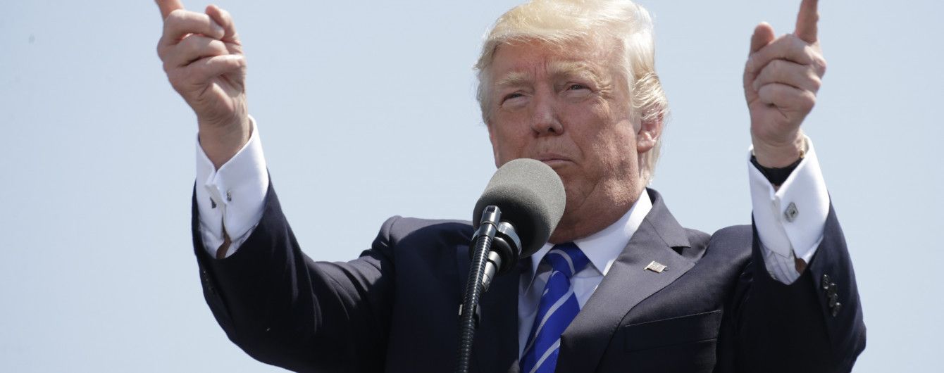 Трампа подловили на плагиате речи из фильма "Блондинка в законе"