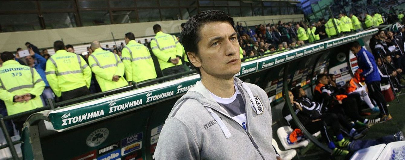 Футбольний матч у Греції був перерваний через банку пива, яка влучила в голову тренера