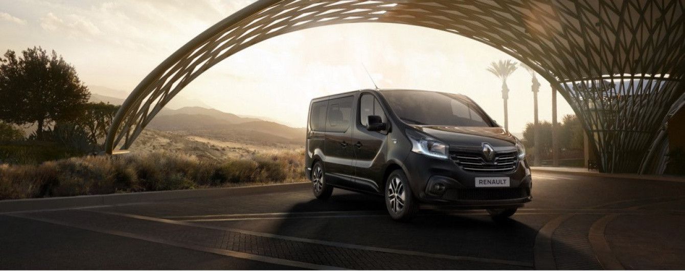 Renault подготовил особый минивэн Trafic SpaceClass