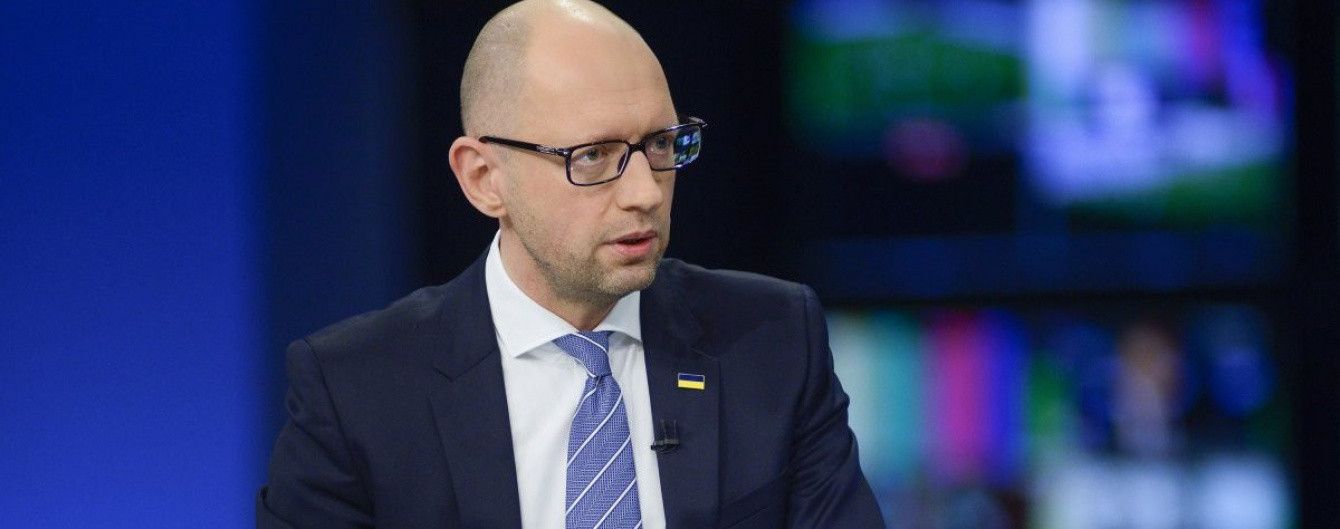 В деле о госизмене Януковича допросят Яценюка