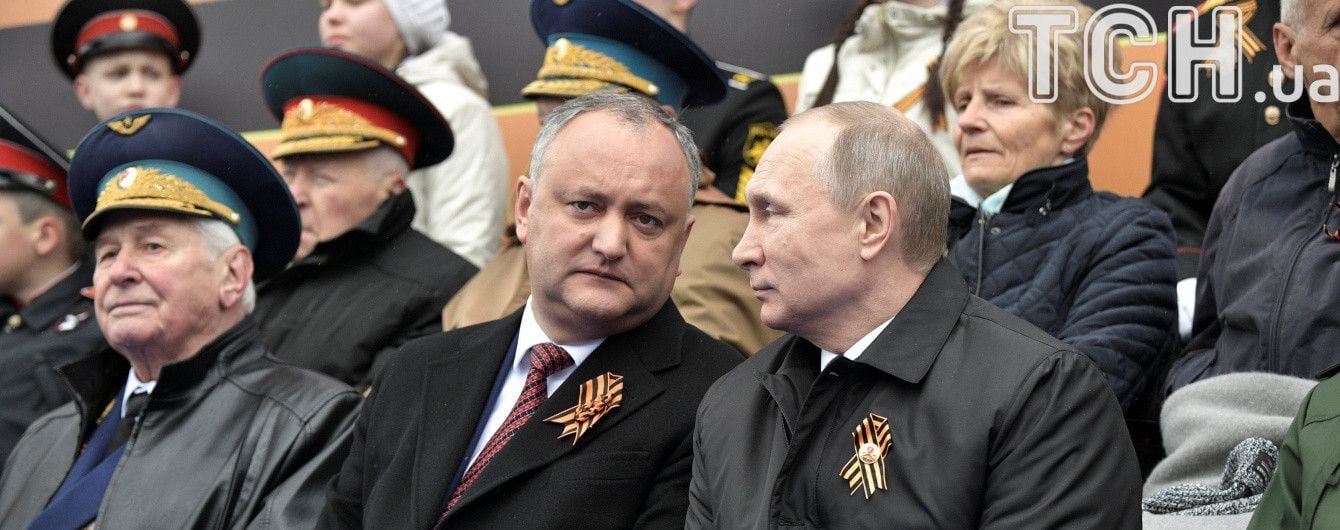 В Молдове собирают подписи для отставки прокремлевского президента Додона