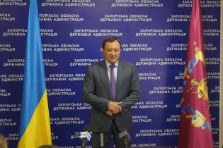 Очільник Запоріжжя не задекларував елітні автівки і витратив на подорожі більше, ніж заробив - ЗМІ
