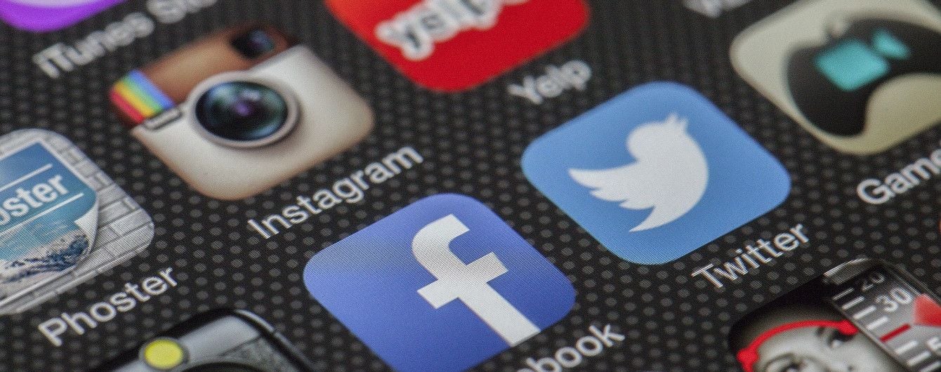 Facebook или Instagram. Ученые назвали самую опасную соцсеть