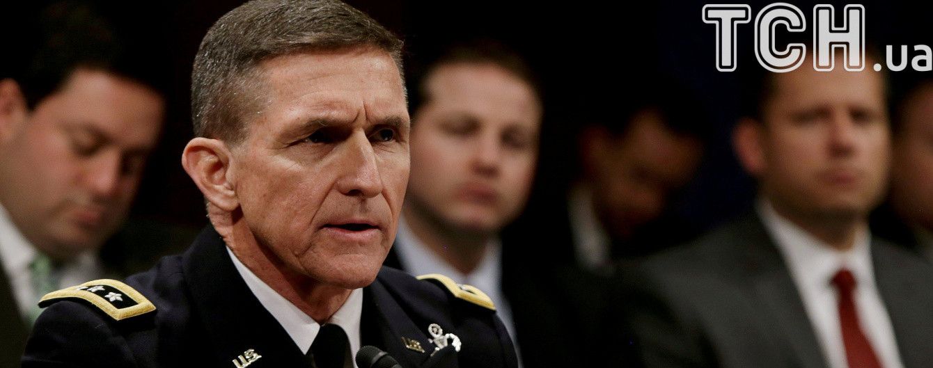 Связи с РФ: экс-советник Трампа таки начал работать со следствием
