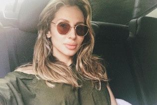 Горячая встреча в Одессе: LOBODA вывезли на катере после протеста с дымовыми шашками