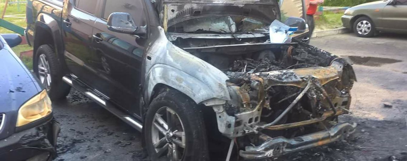 У Луцьку невідомі підпалили авто нардепа