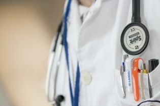 У Києві запрацювала система e-health, яка впроваджує електроні черги в поліклініках