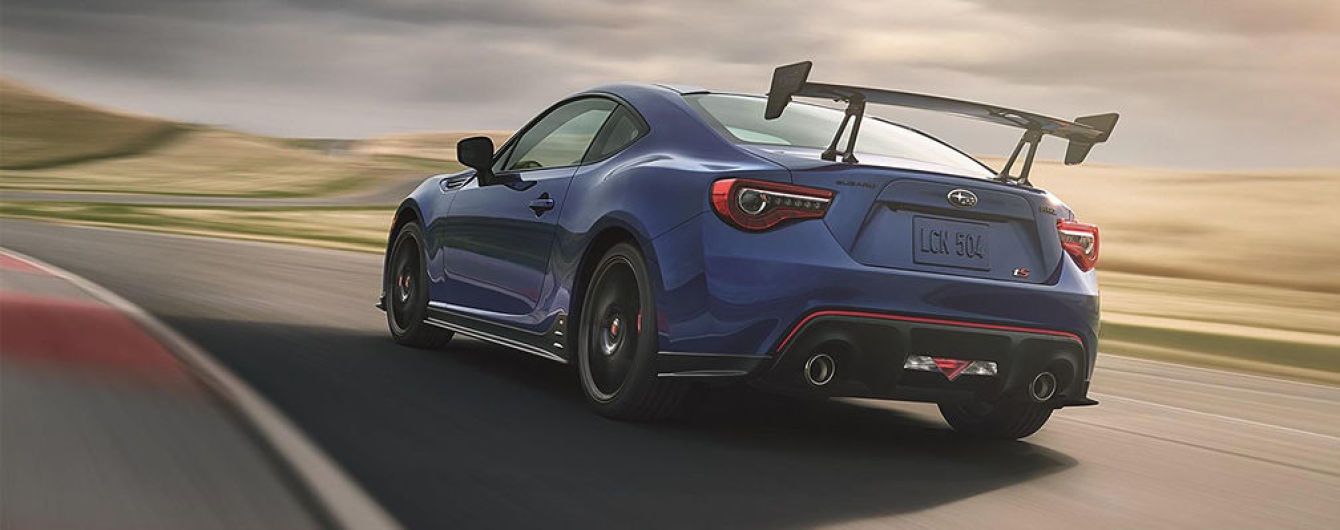 Subaru показала изображение трекового купе BRZ