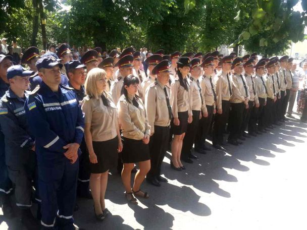 На Львівщині відкрили пам’ятник загиблим на Грибовицькому смітнику рятувальникам