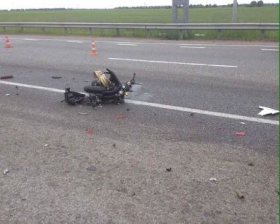 Смертельна ДТП на Житомирщині: мотоцикл потрапив під колеса вантажівки