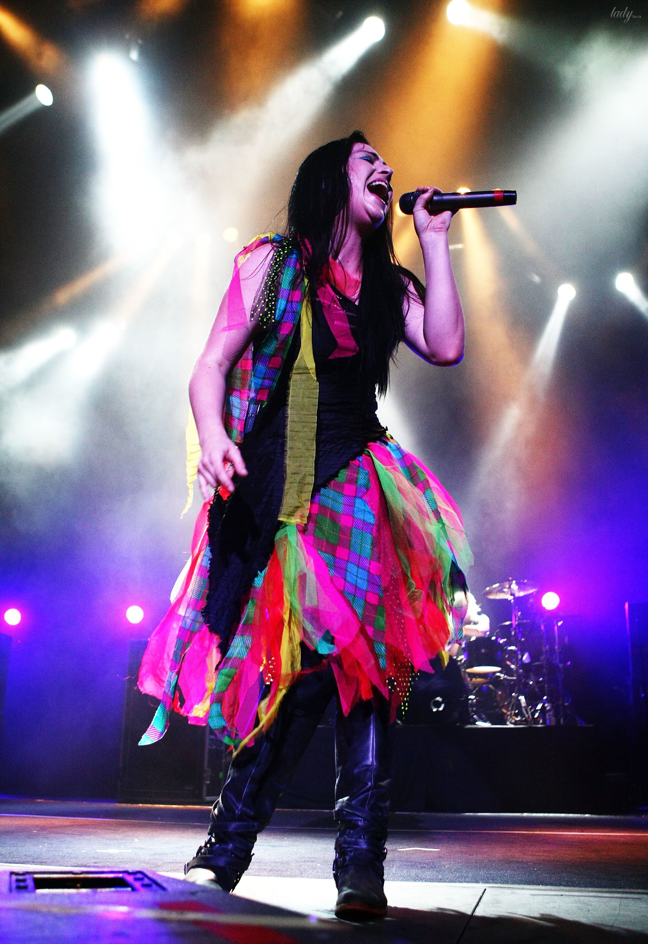 Солистка группы Evanescence Эми Ли_1