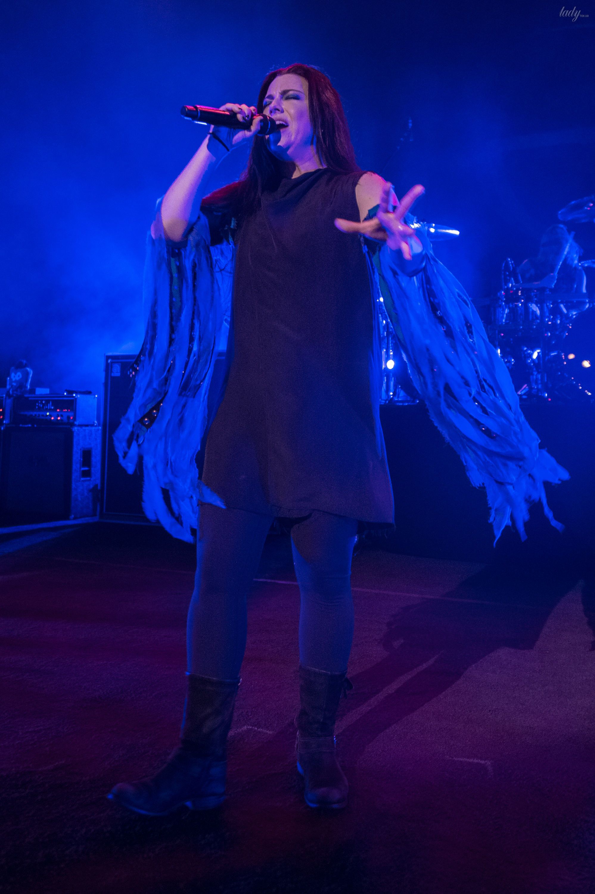 Солистка группы Evanescence Эми Ли_7