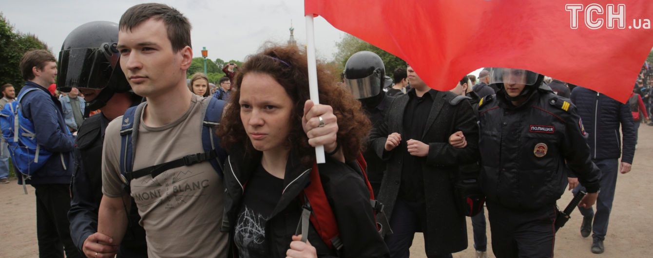 У російському МВС відзвітували про затриманих під час масштабних мітингів