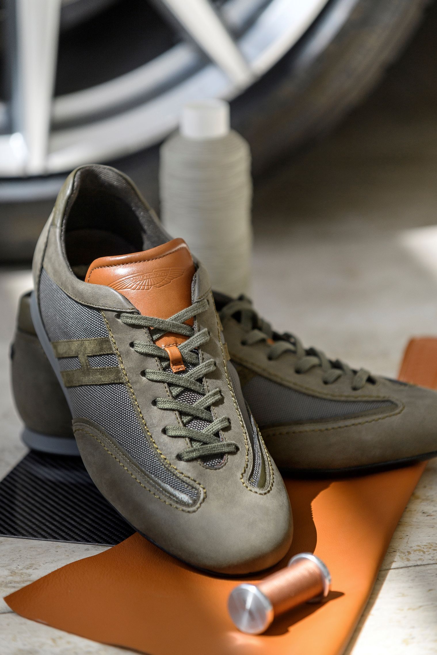 Aston Martin Hogan FW1718 Limited Edition