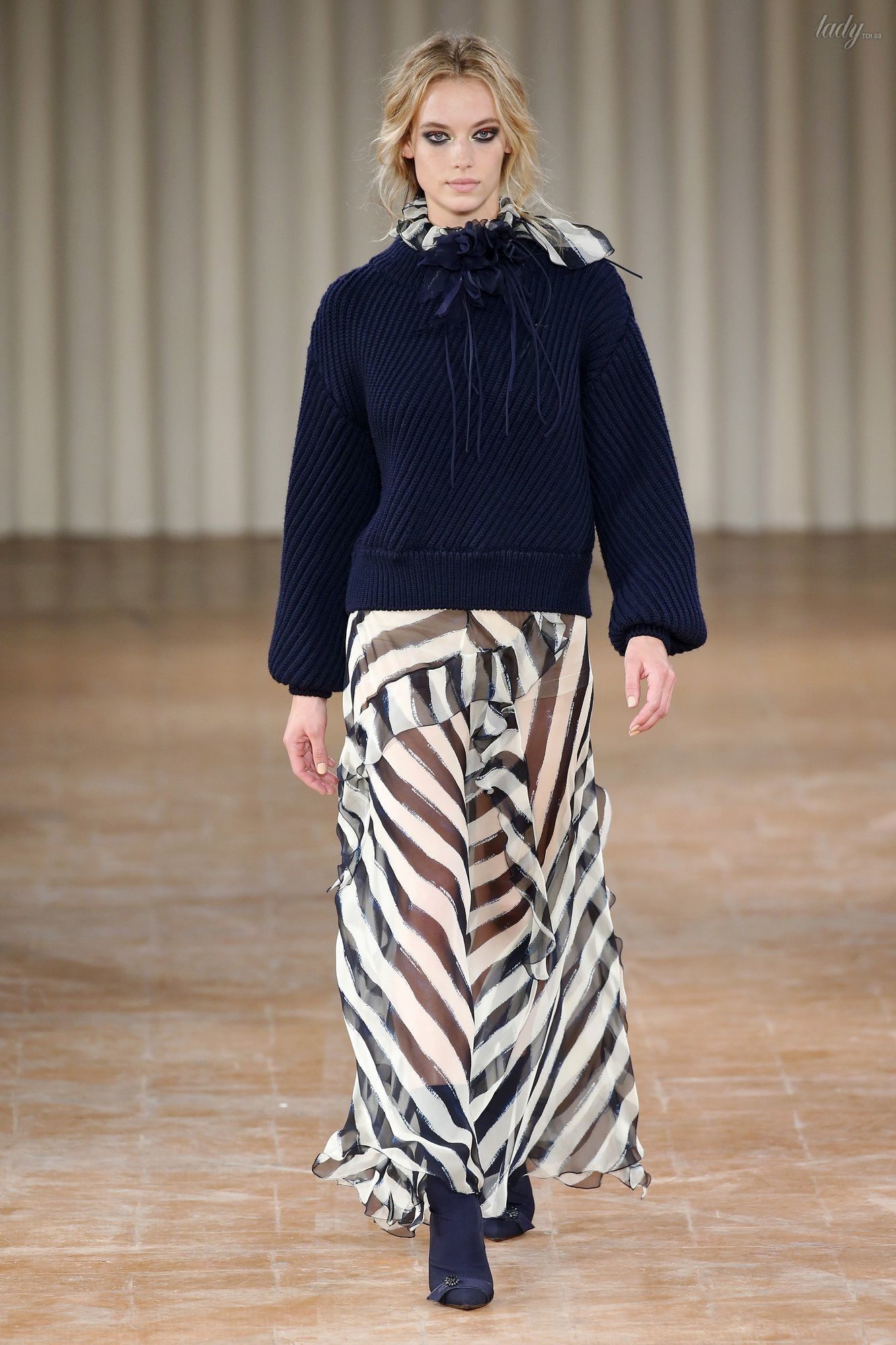 Коллекция Alberta Ferretti прет-а-порте сезона осень-зима 2017-2018_2