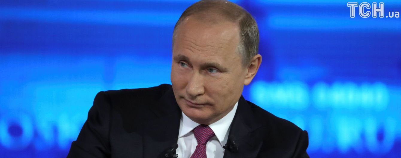 Цитати Шевченка й вульгарні жарти про "голубые мундиры". Путін відповів Порошенку на "немытую Россию"