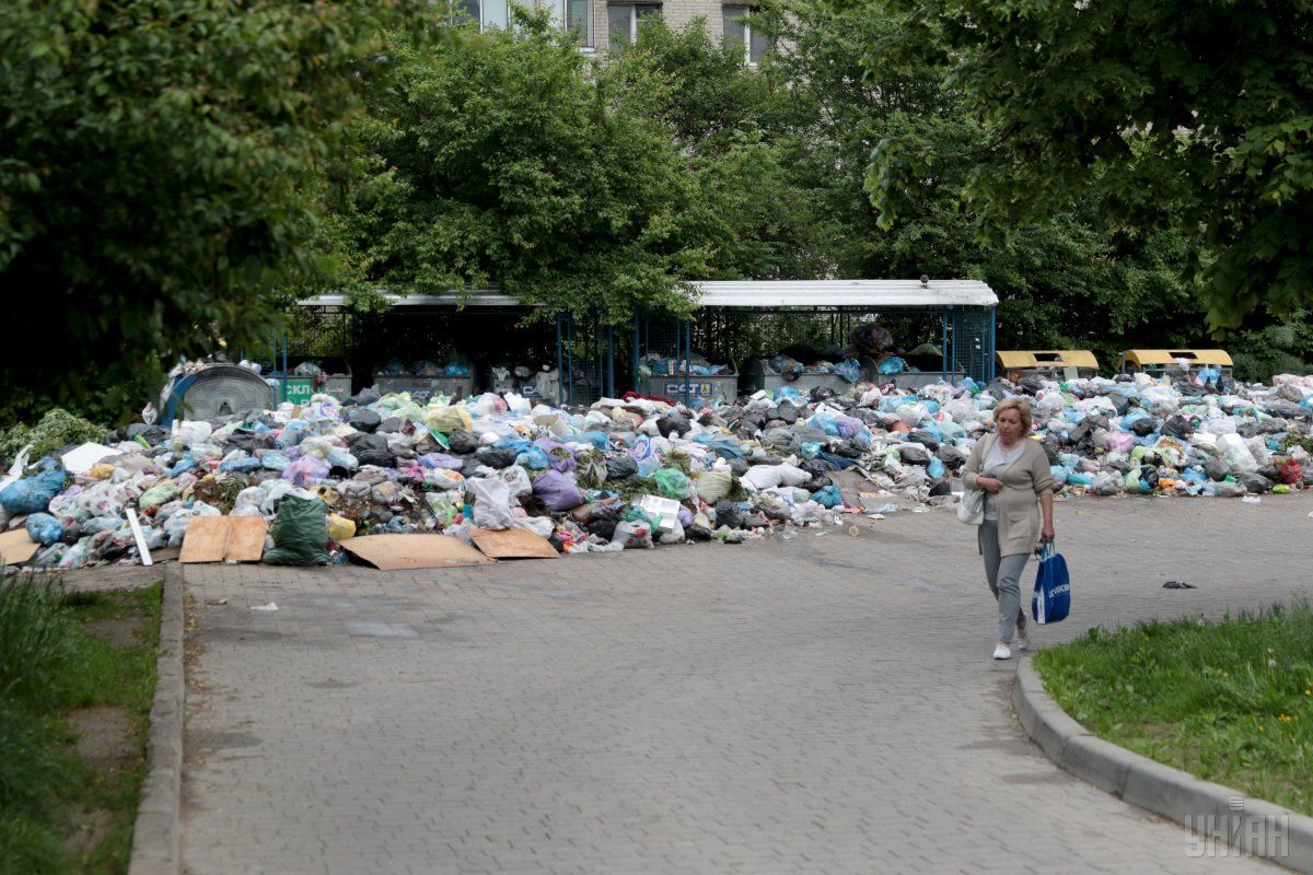 сміття, Львів