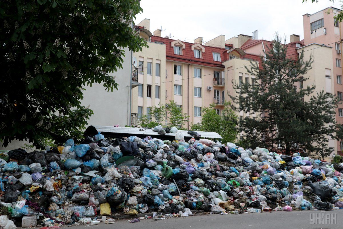 сміття, Львів