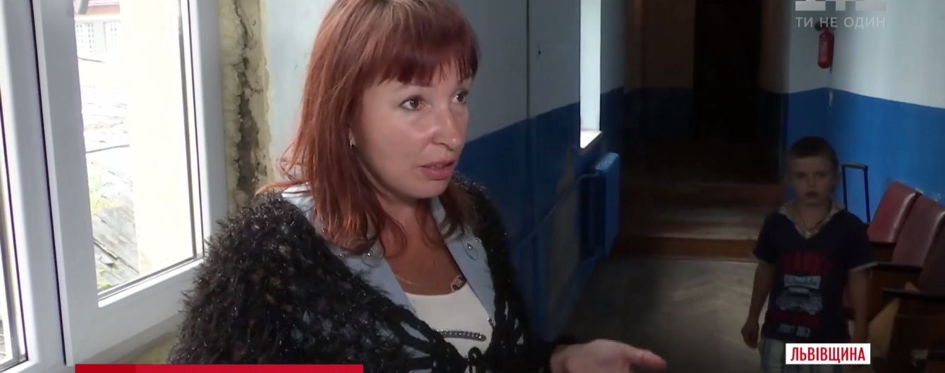 Провезти дитину у валізі до Польщі намагалася переселенка з Донецька