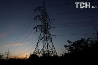Окупанти назвали причину вимкнення світла у найбільших містах Криму
