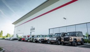 Jaguar Land Rover объявил об открытии большого автосалона классических авто