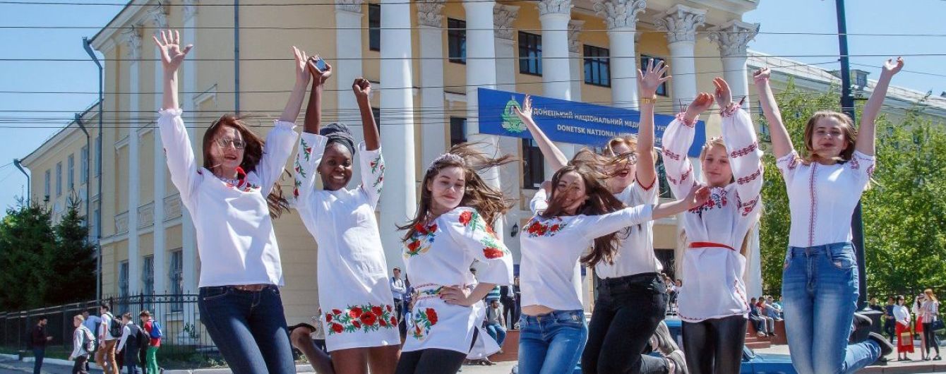 Абитуриенты Донбасса и Крыма теперь могут поступать в вузы без ВНО, перечень университетов