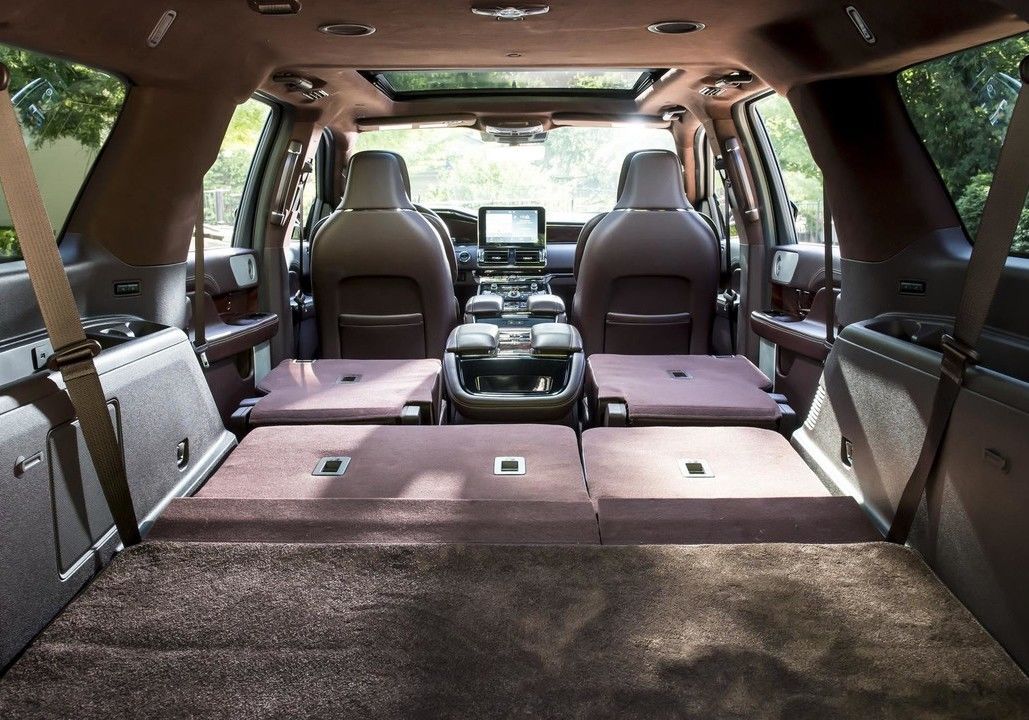 Lincoln Navigator Extended
