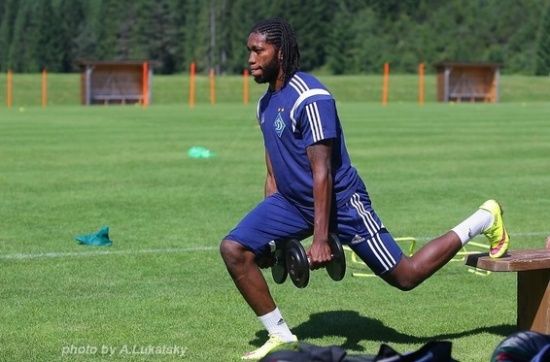 Форвард "Динамо" провалил медосмотр в "Олимпиакосе"