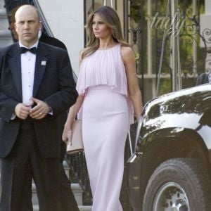 Мелания Трамп в нежном образе блистала на свадебной церемонии