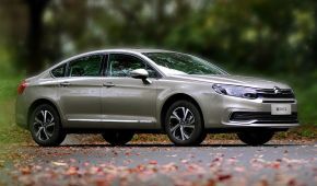 На китайский рынок выходит обновленный Citroen С5