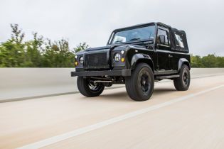 Американские тюнеры оснастили Land Rover Defender мотором Chevrolet Corvette