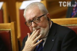 "Друзі Кремля пролетіли, як фанера". У ПАРЄ готуються до відставки скандального Аграмунта
