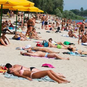 Вторник в Украине будет с жарой и сильными ливнями в отдельных регионах. Прогноз на 25 июля
