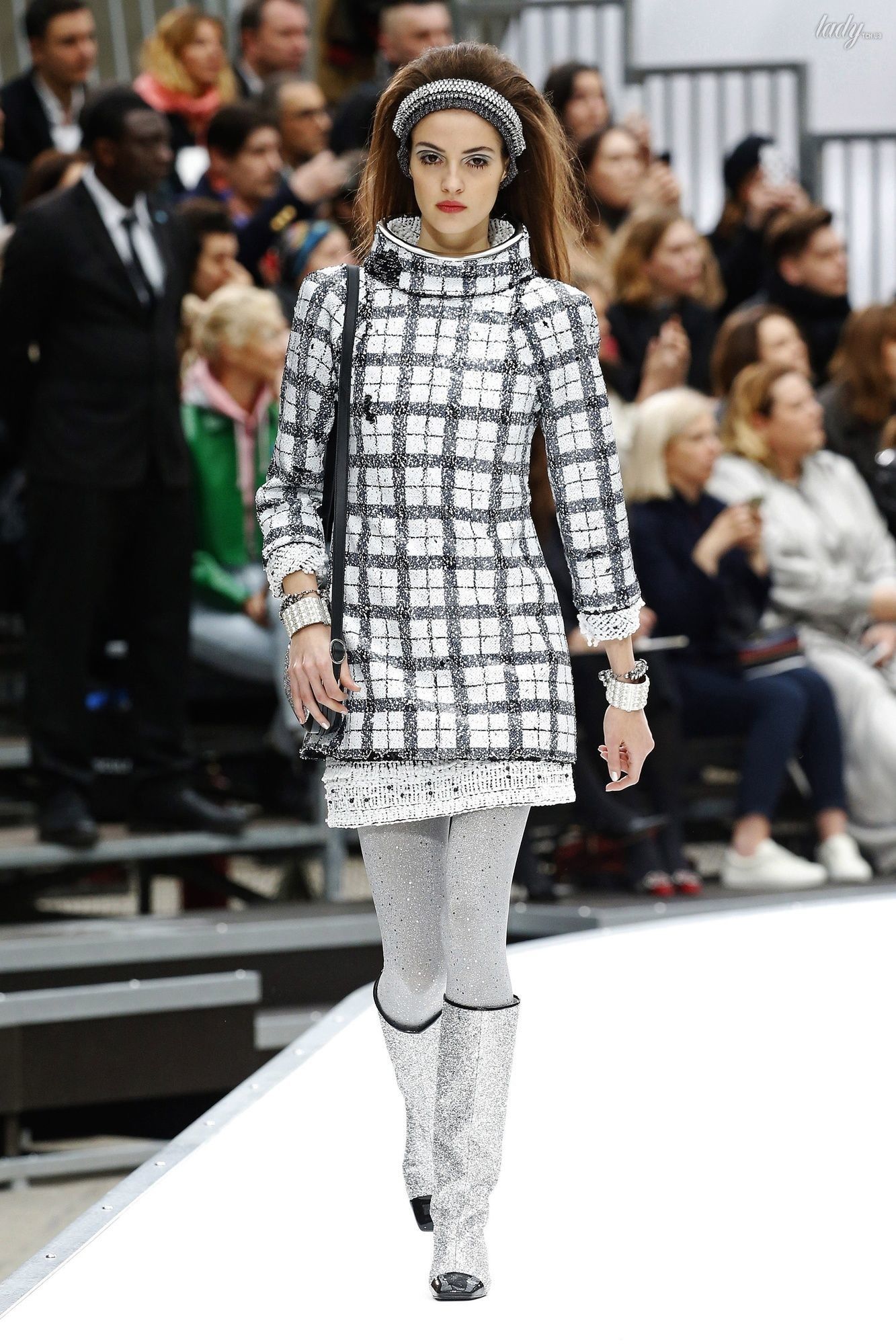 Коллекция Chanel прет-а-порте сезона осень-зима 2017-2018_3