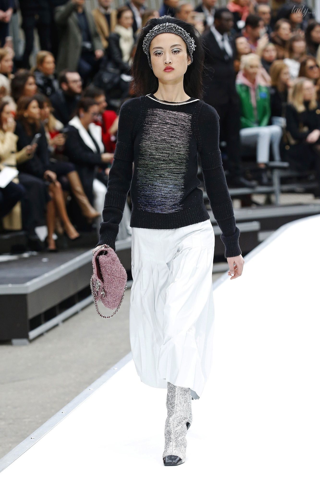 Коллекция Chanel прет-а-порте сезона осень-зима 2017-2018_39