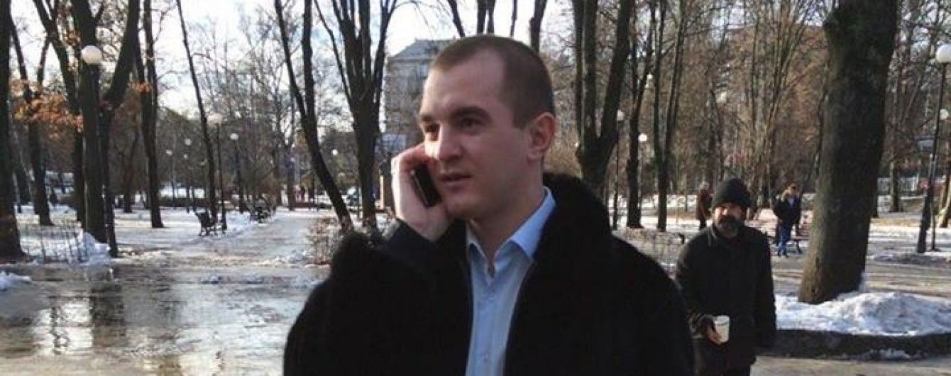 Прокурор Києва особисто вручив повідомлення про підозру депутату-винуватцю ДТП на Кільцевій дорозі