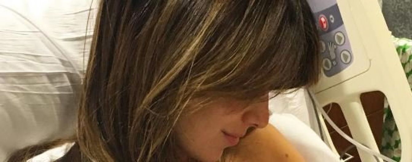 Дружина Алека Болдуїна у спідньому показала, як виглядає після пологів