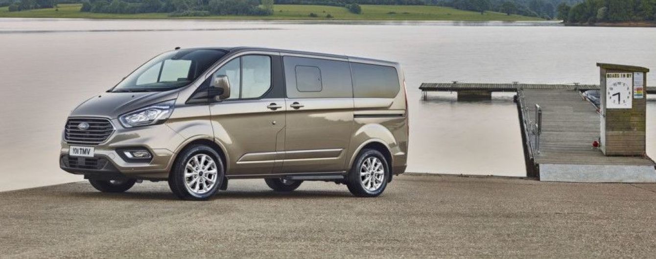 Ford обновил микроавтобус Tourneo Custom