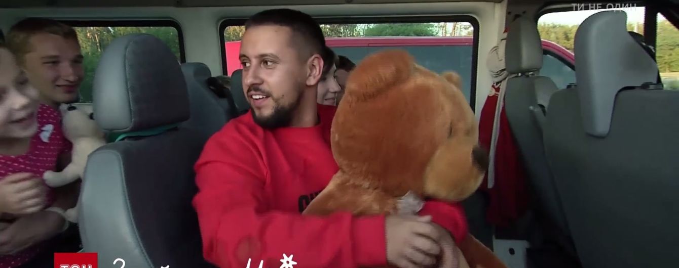 MONATIK с медведем и Киев с воздушного шара: ТСН осуществила заветную мечту удивительной украинской девушки